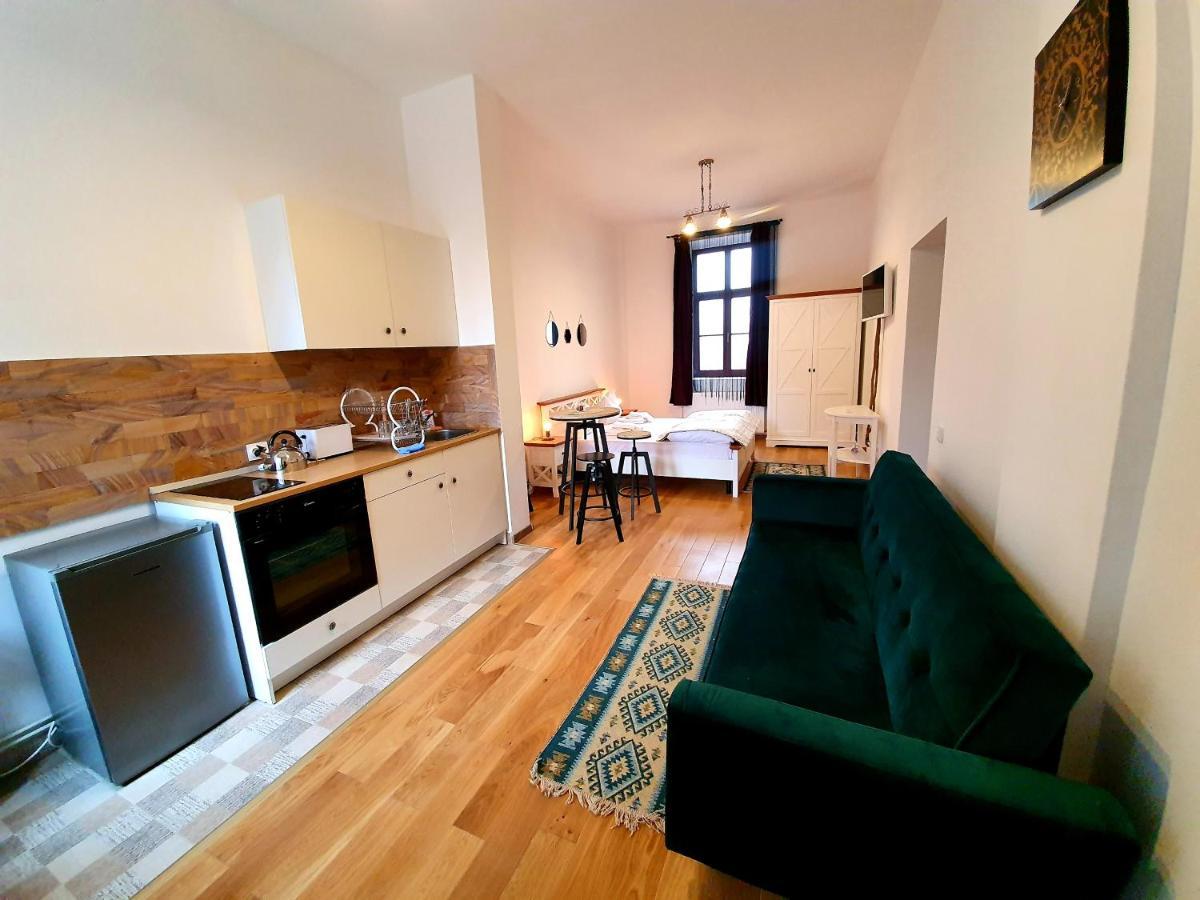 Maximus Apartments シギショアラ エクステリア 写真
