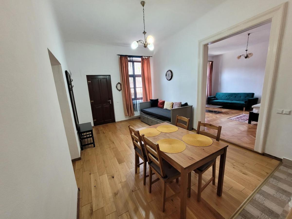 Maximus Apartments シギショアラ エクステリア 写真