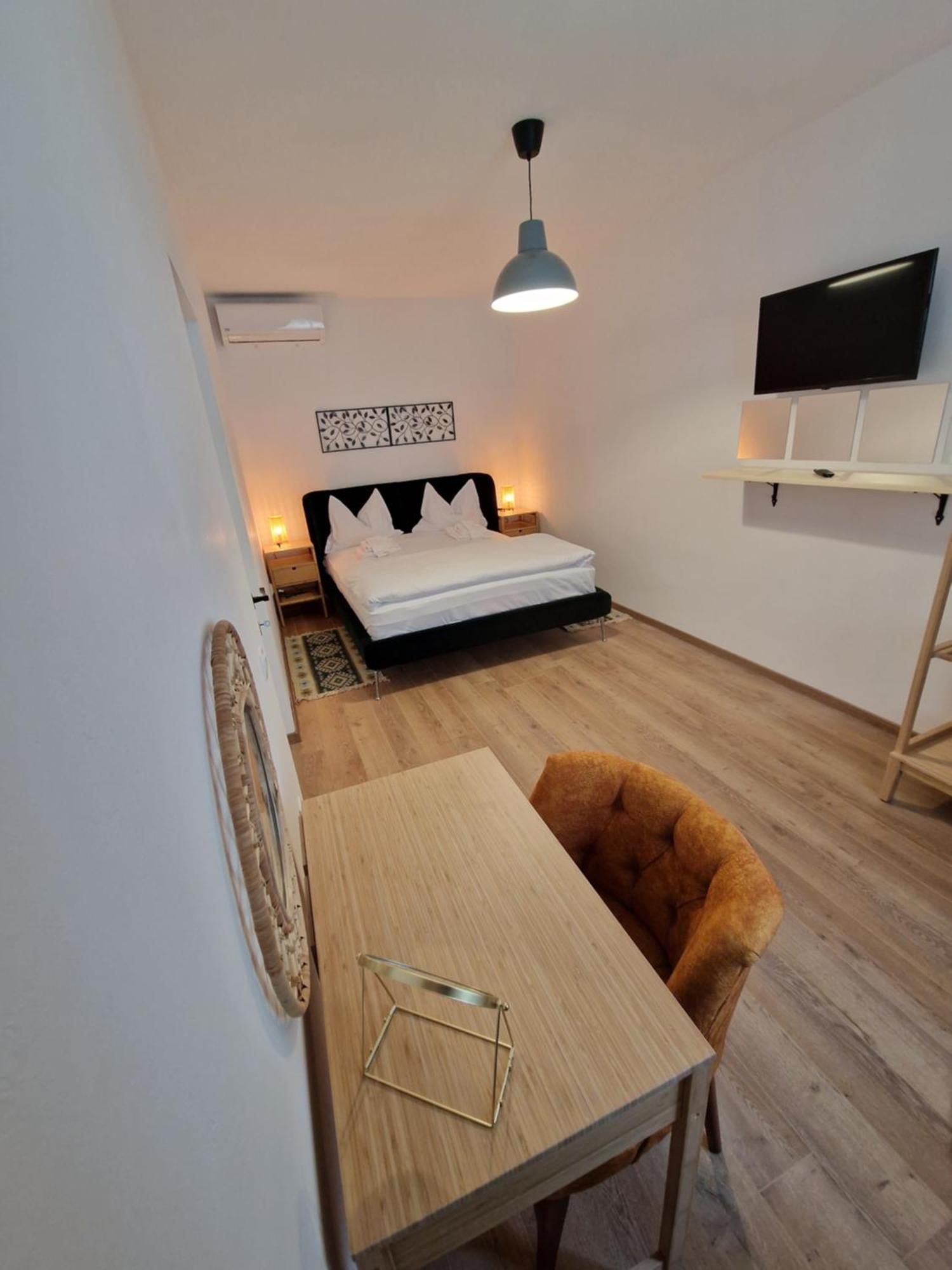 Maximus Apartments シギショアラ エクステリア 写真